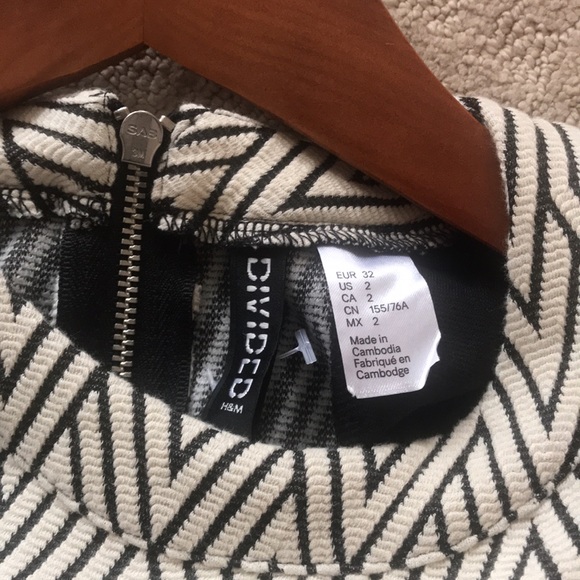 H & M cocktail dress,size 2 - Picture 5 of 5